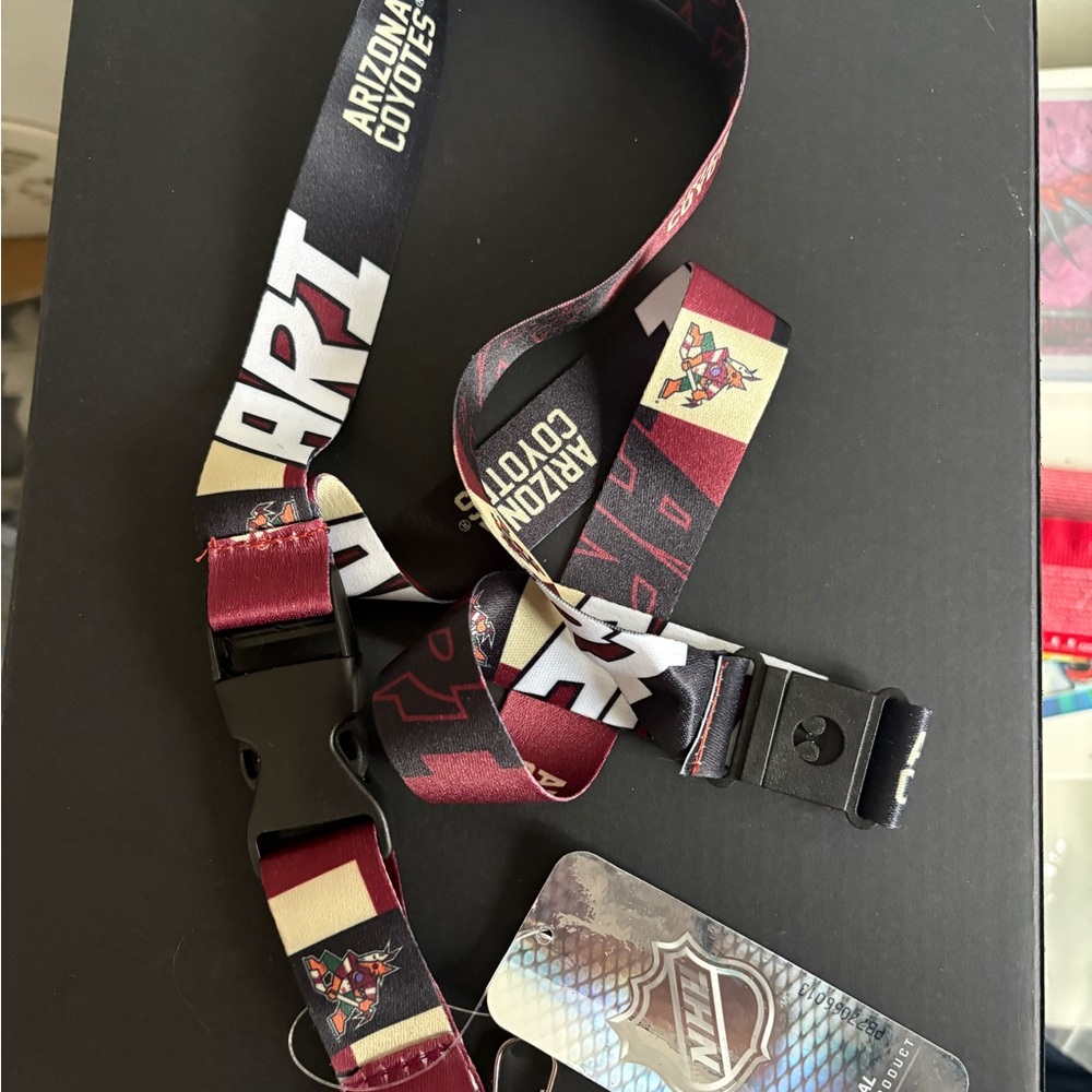 Maroon and Black Arizona Coyotes Lanyard with Breakaway Clip